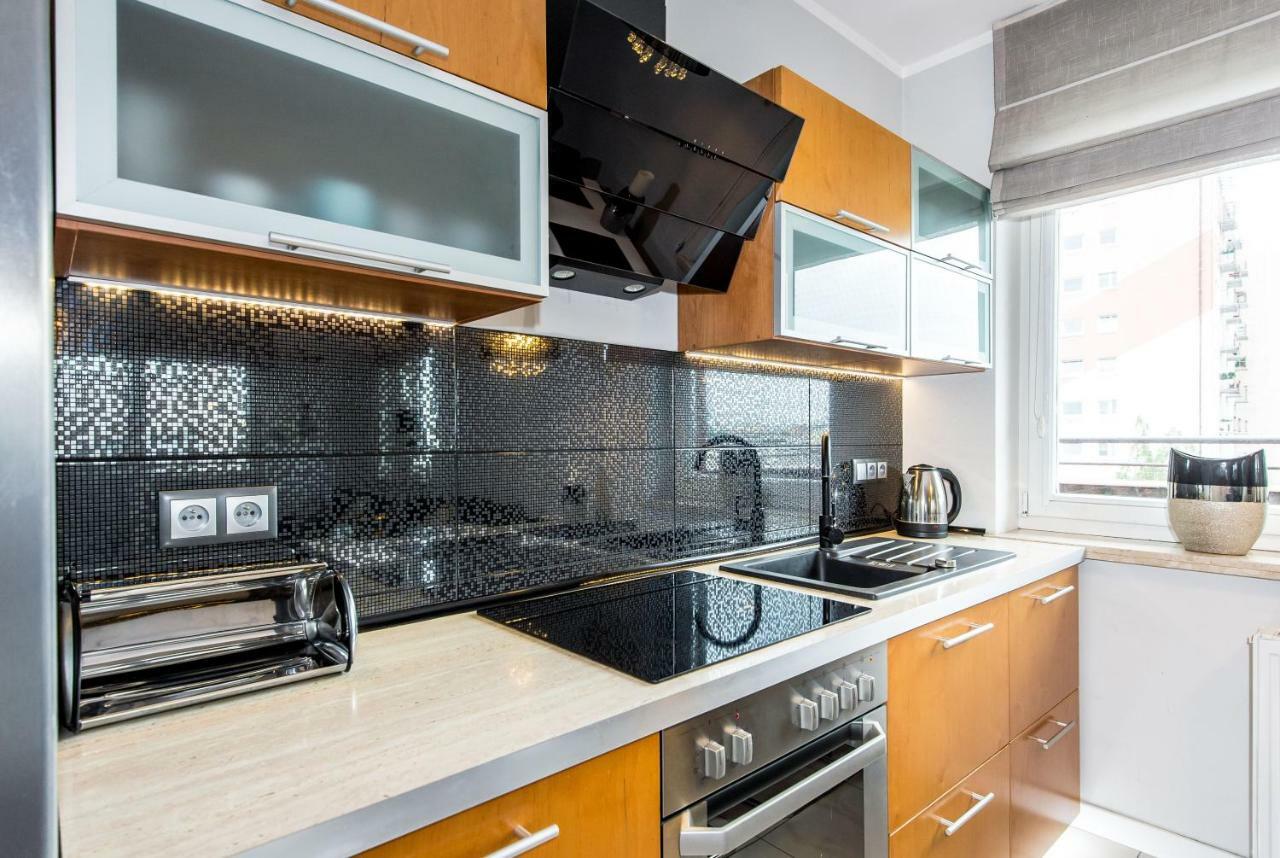 Super-Apartamenty Targi Poznanskie Eksteriør bilde